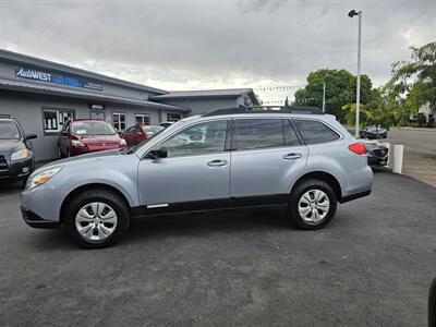 2012 Subaru Outback 2.5i   - Photo 4 - Redding, CA 96001