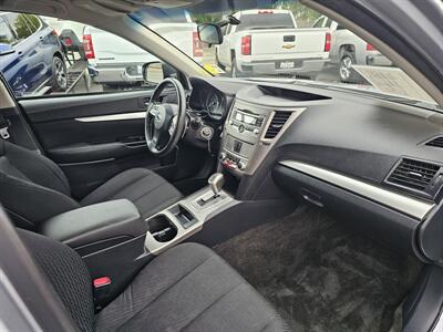 2012 Subaru Outback 2.5i   - Photo 9 - Redding, CA 96001