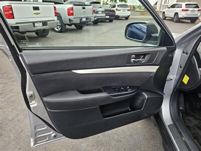 2012 Subaru Outback 2.5i   - Photo 16 - Redding, CA 96001