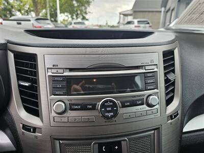 2012 Subaru Outback 2.5i   - Photo 18 - Redding, CA 96001