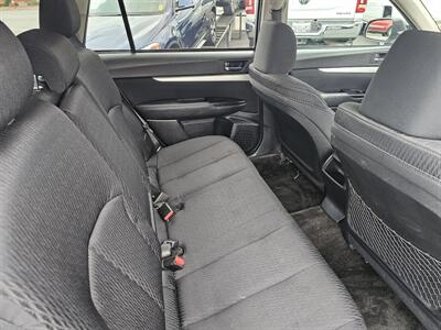 2012 Subaru Outback 2.5i   - Photo 11 - Redding, CA 96001