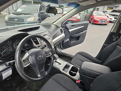 2012 Subaru Outback 2.5i   - Photo 15 - Redding, CA 96001