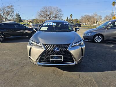 2019 Lexus UX 250h   - Photo 2 - Redding, CA 96001