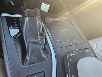 2019 Lexus UX 250h   - Photo 15 - Redding, CA 96001