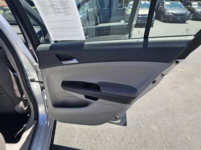2010 Honda Accord LX   - Photo 12 - Redding, CA 96001