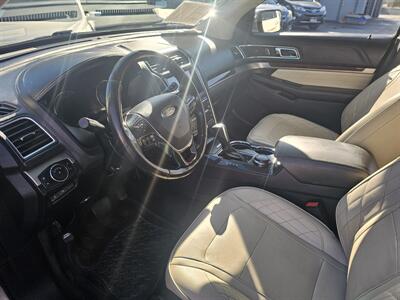 2017 Ford Explorer Platinum   - Photo 17 - Redding, CA 96001