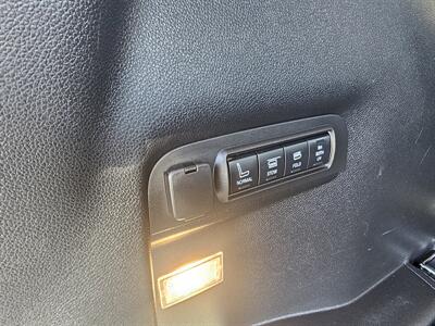 2017 Ford Explorer Platinum   - Photo 19 - Redding, CA 96001