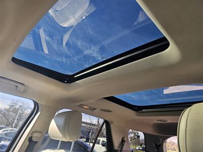2017 Ford Explorer Platinum   - Photo 27 - Redding, CA 96001
