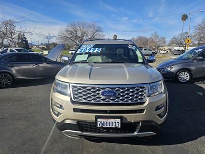 2017 Ford Explorer Platinum   - Photo 2 - Redding, CA 96001
