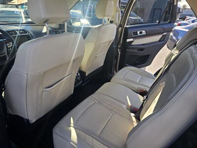 2017 Ford Explorer Platinum   - Photo 15 - Redding, CA 96001