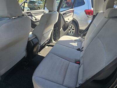 2014 Subaru Forester 2.5i - Photo 13 - Redding, CA 96001