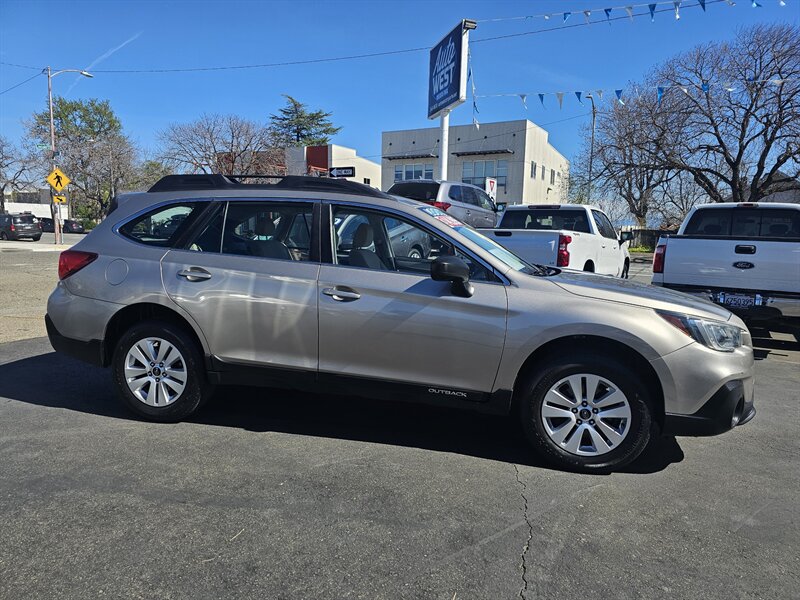 2018 Subaru Outback 2.5i  
