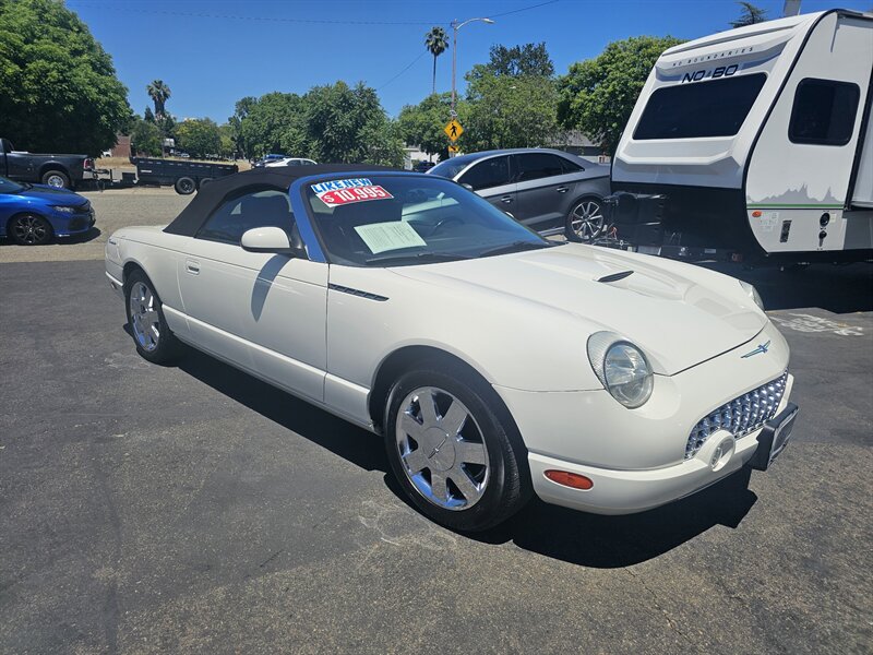 2002 Ford Thunderbird Deluxe   - Photo 1 - Redding, CA 96001