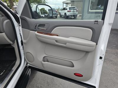 2007 GMC Yukon SLT SLT 4dr SUV   - Photo 10 - Redding, CA 96001