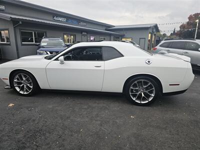 2022 Dodge Challenger GT   - Photo 4 - Redding, CA 96001