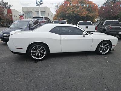 2022 Dodge Challenger GT   - Photo 8 - Redding, CA 96001