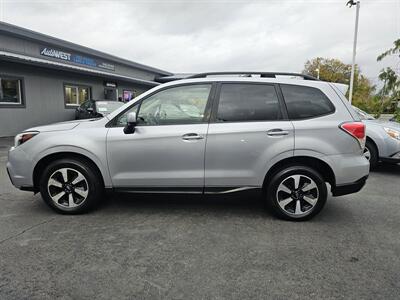 2017 Subaru Forester 2.5i Premium - Photo 4 - Redding, CA 96001