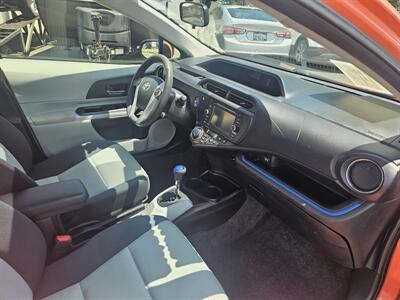 2013 Toyota Prius c Three - Photo 9 - Redding, CA 96001