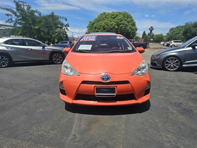 2013 Toyota Prius c Three - Photo 2 - Redding, CA 96001