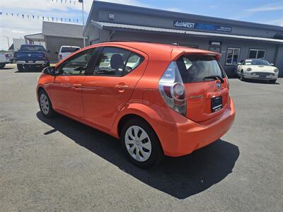 2013 Toyota Prius c Three - Photo 5 - Redding, CA 96001