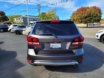 2018 Dodge Journey Crossroad   - Photo 6 - Redding, CA 96001