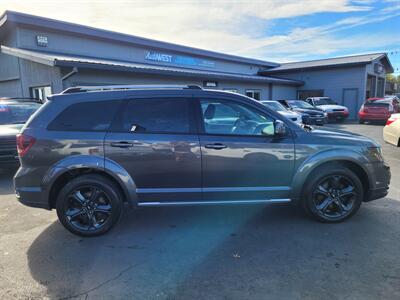 2018 Dodge Journey Crossroad   - Photo 7 - Redding, CA 96001