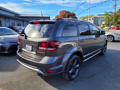 2018 Dodge Journey Crossroad   - Photo 8 - Redding, CA 96001