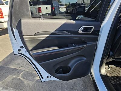 2017 Jeep Grand Cherokee Laredo   - Photo 16 - Redding, CA 96001