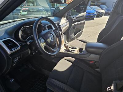 2017 Jeep Grand Cherokee Laredo   - Photo 17 - Redding, CA 96001