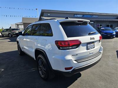 2017 Jeep Grand Cherokee Laredo   - Photo 5 - Redding, CA 96001