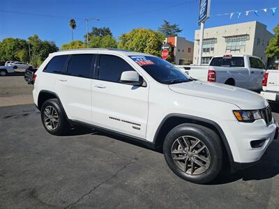 2017 Jeep Grand Cherokee Laredo   - Photo 1 - Redding, CA 96001