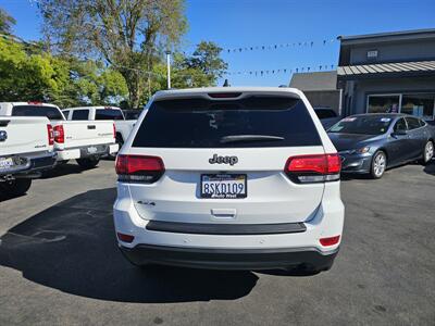 2017 Jeep Grand Cherokee Laredo   - Photo 6 - Redding, CA 96001