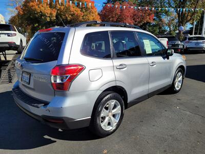 2015 Subaru Forester 2.5i Premium   - Photo 8 - Redding, CA 96001