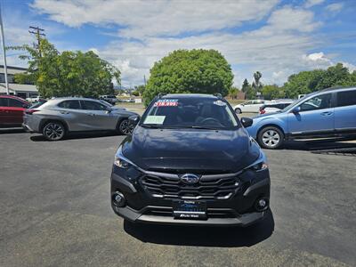 2024 Subaru Crosstrek Premium   - Photo 2 - Redding, CA 96001