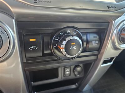 2015 Toyota 4Runner SR5   - Photo 19 - Redding, CA 96001