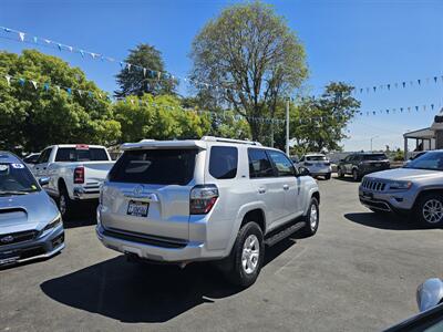 2015 Toyota 4Runner SR5   - Photo 7 - Redding, CA 96001