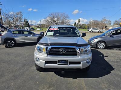 2005 Toyota Tacoma V6   - Photo 2 - Redding, CA 96001