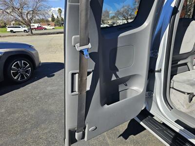 2005 Toyota Tacoma V6   - Photo 10 - Redding, CA 96001