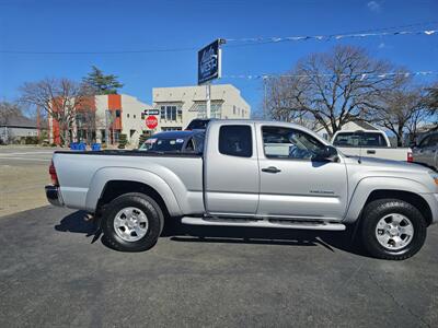 2005 Toyota Tacoma V6   - Photo 7 - Redding, CA 96001
