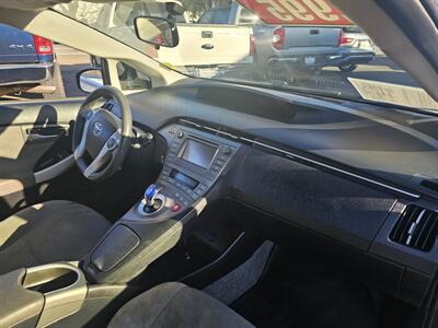 2014 Toyota Prius Two - Photo 8 - Redding, CA 96001