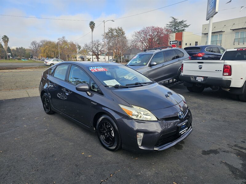 2014 Toyota Prius Two