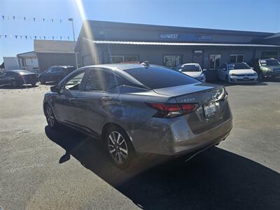2021 Nissan Versa SV   - Photo 5 - Redding, CA 96001