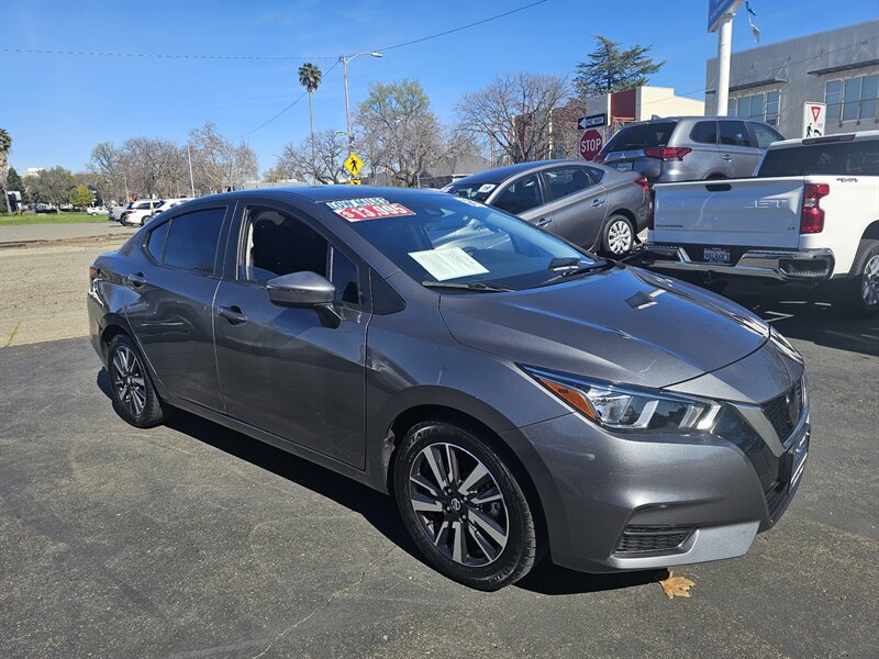 2021 Nissan Versa SV  