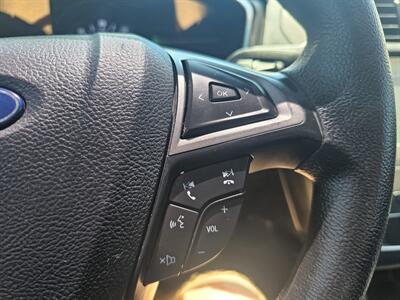 2020 Ford Fusion Hybrid SE   - Photo 23 - Redding, CA 96001