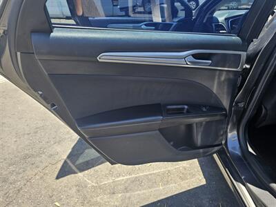 2020 Ford Fusion Hybrid SE   - Photo 16 - Redding, CA 96001
