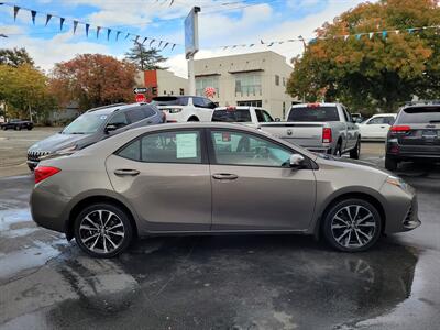 2017 Toyota Corolla SE   - Photo 8 - Redding, CA 96001