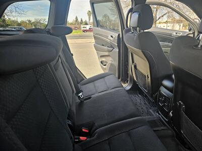 2019 Jeep Grand Cherokee Laredo   - Photo 10 - Redding, CA 96001