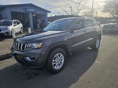 2019 Jeep Grand Cherokee Laredo   - Photo 3 - Redding, CA 96001