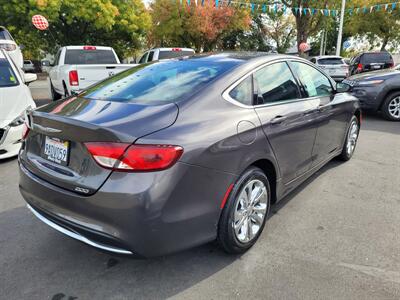 2015 Chrysler 200 Limited   - Photo 7 - Redding, CA 96001