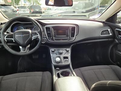 2015 Chrysler 200 Limited   - Photo 14 - Redding, CA 96001